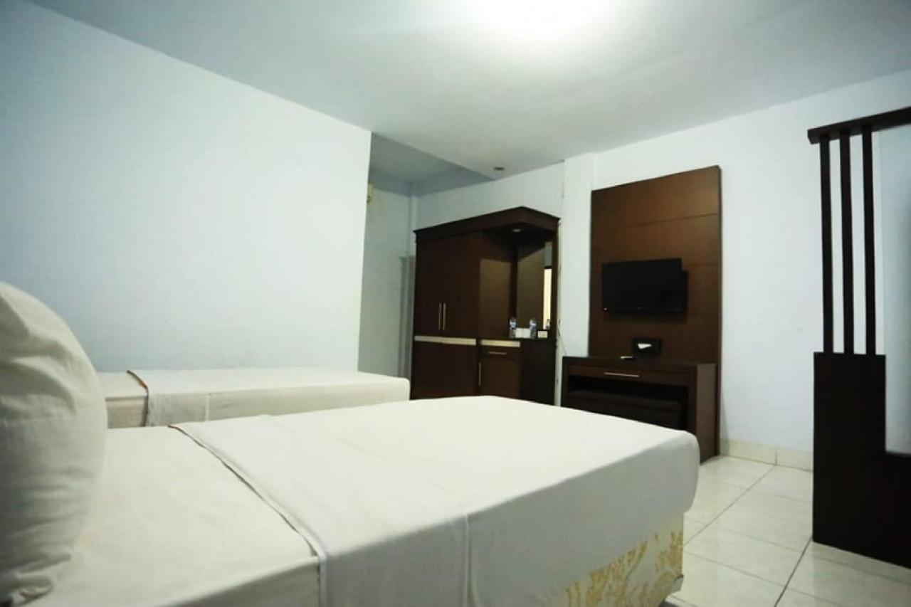 Urbanview Hotel Mulia Indah Palopo المظهر الخارجي الصورة