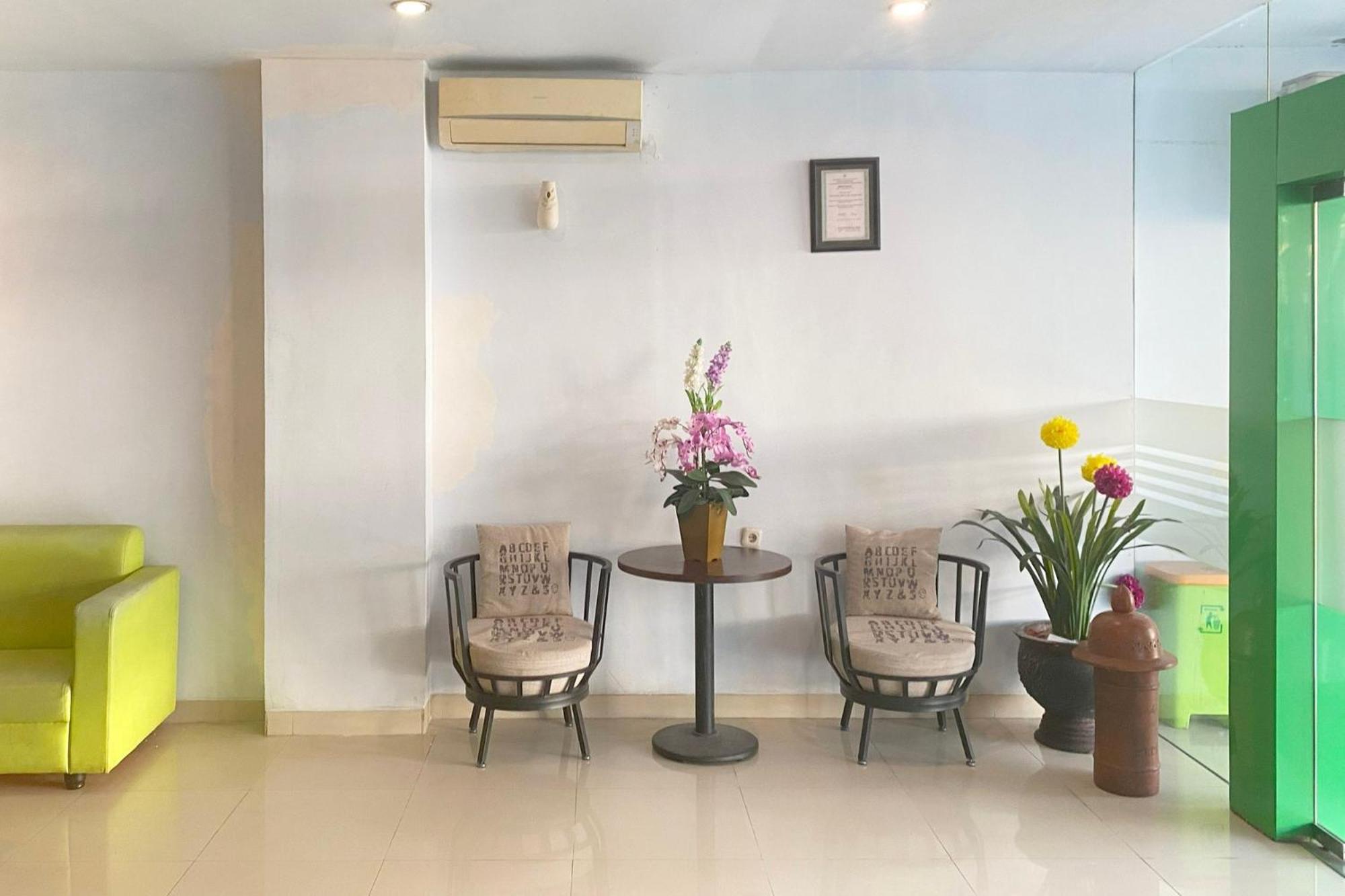 Urbanview Hotel Mulia Indah Palopo المظهر الخارجي الصورة